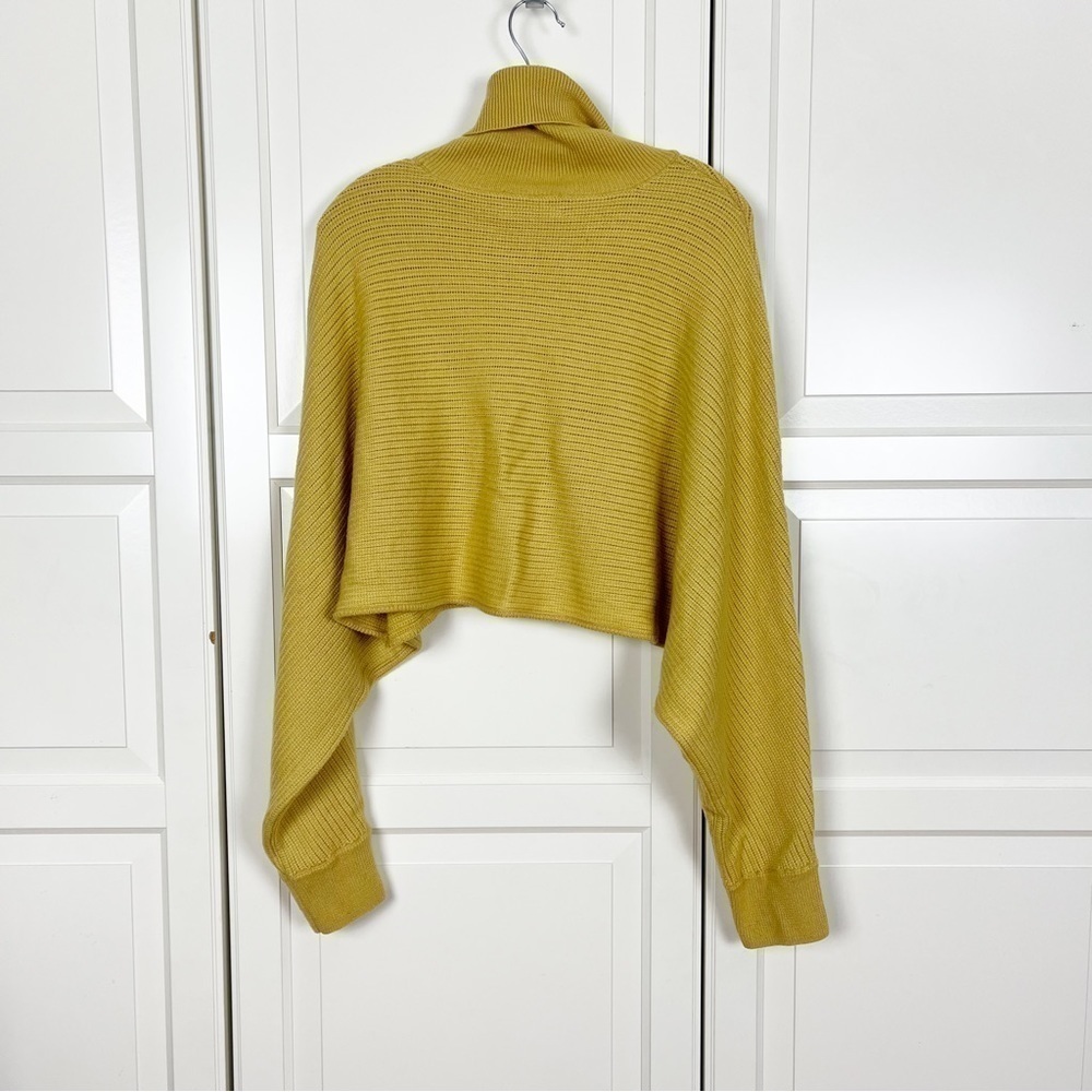 Wilfred Free Aritzia | Naomi Cropped 100% Merino Wool  Sweater Size Medium - Picture 4 of 7